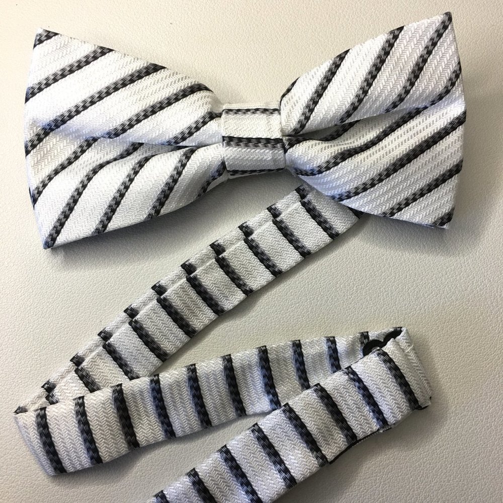 JON VANDYK HOLLAND Vintage Vibe Semi-Butterfly Bow Tie βΆβ πΉβπΈβπ» βπΌπ! - Picture 2 of 9